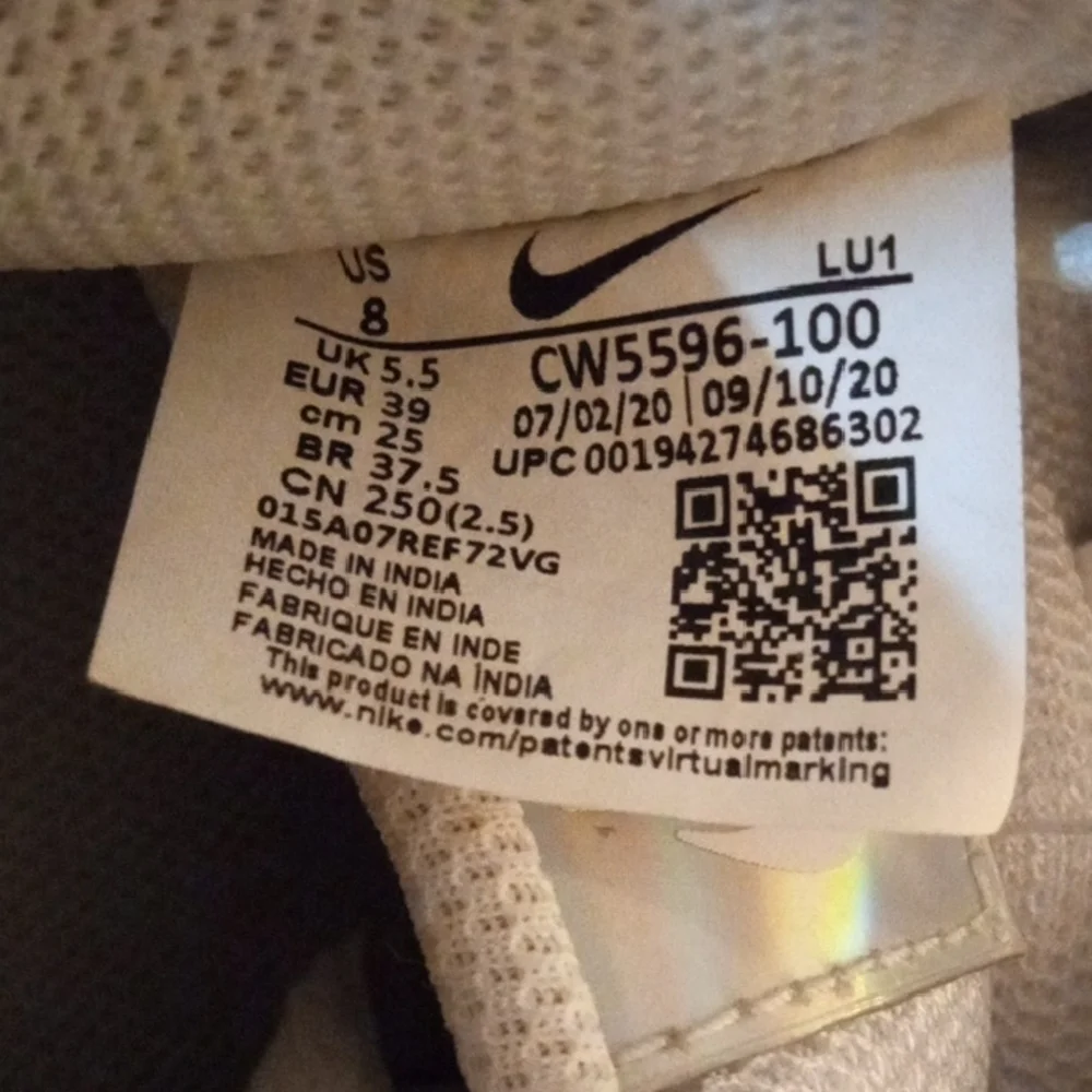 Women's Nike  Silver and White Athletic Court Vision  Shoes Low-Top Design - Picture 13 of 13